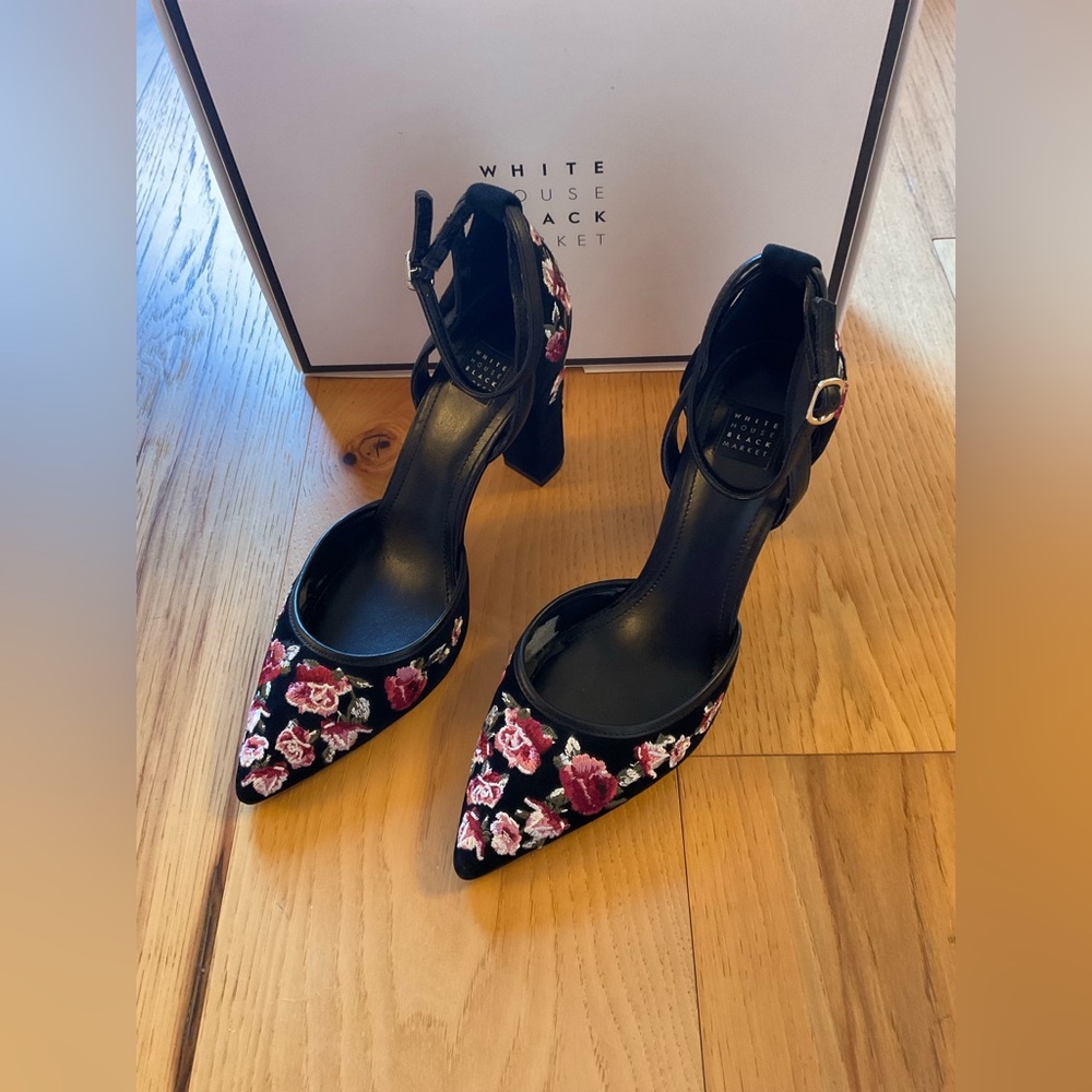 White House Black Market Black Pointed Toe Floral Embroidered Heels